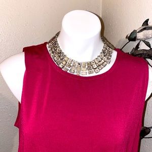Large rhinestone silver choker w/ magnetic clasp.